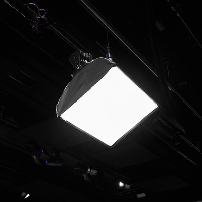 Softbox ceiling best sale mount